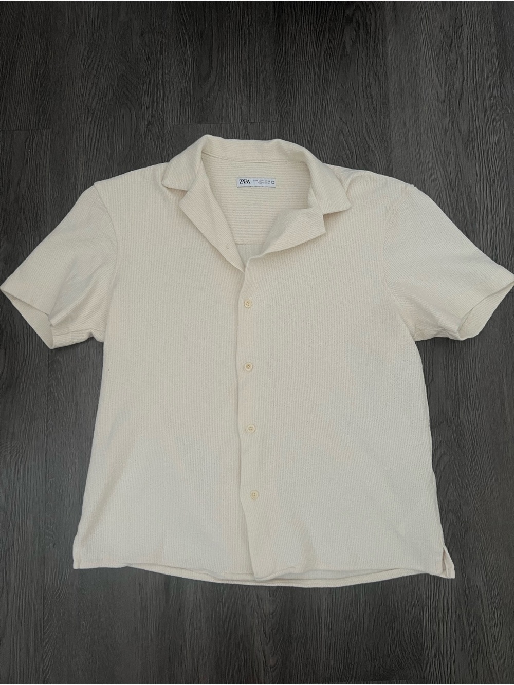 Zara Men Short-Sleeve Button Down Shirt in Cream